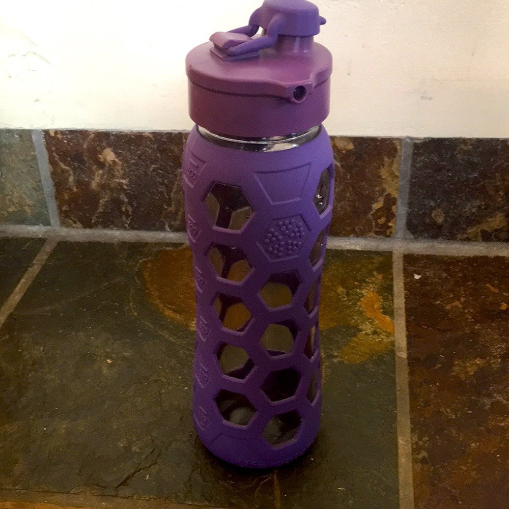 Lifefactory 20 oz. Insulated Glass water bottle 20oz
